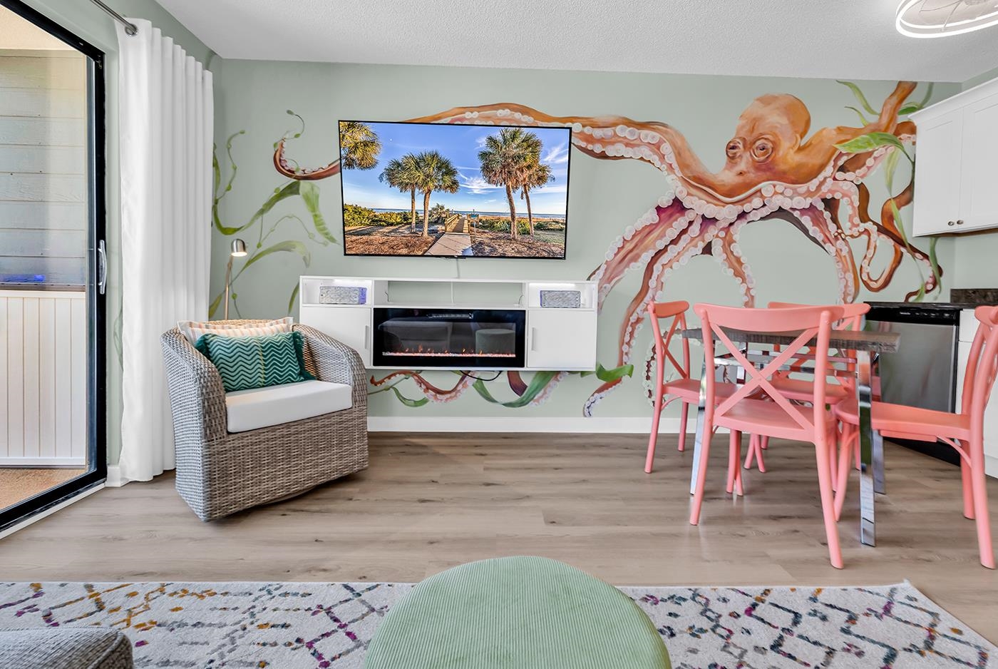 5905 South Kings Hwy. Unit: 235