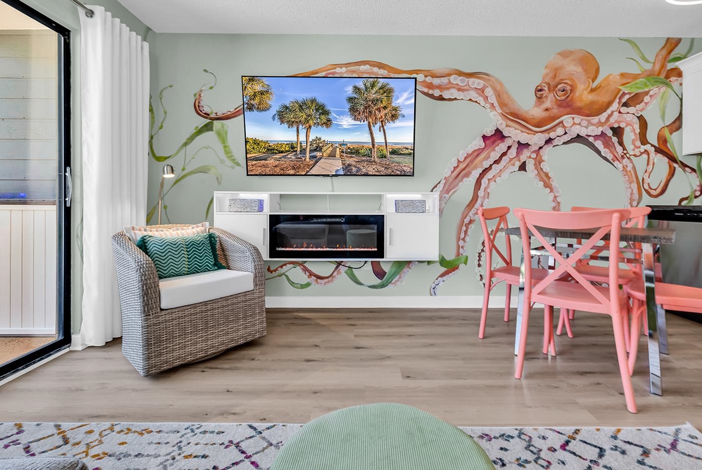 5905 South Kings Hwy. Unit: 235