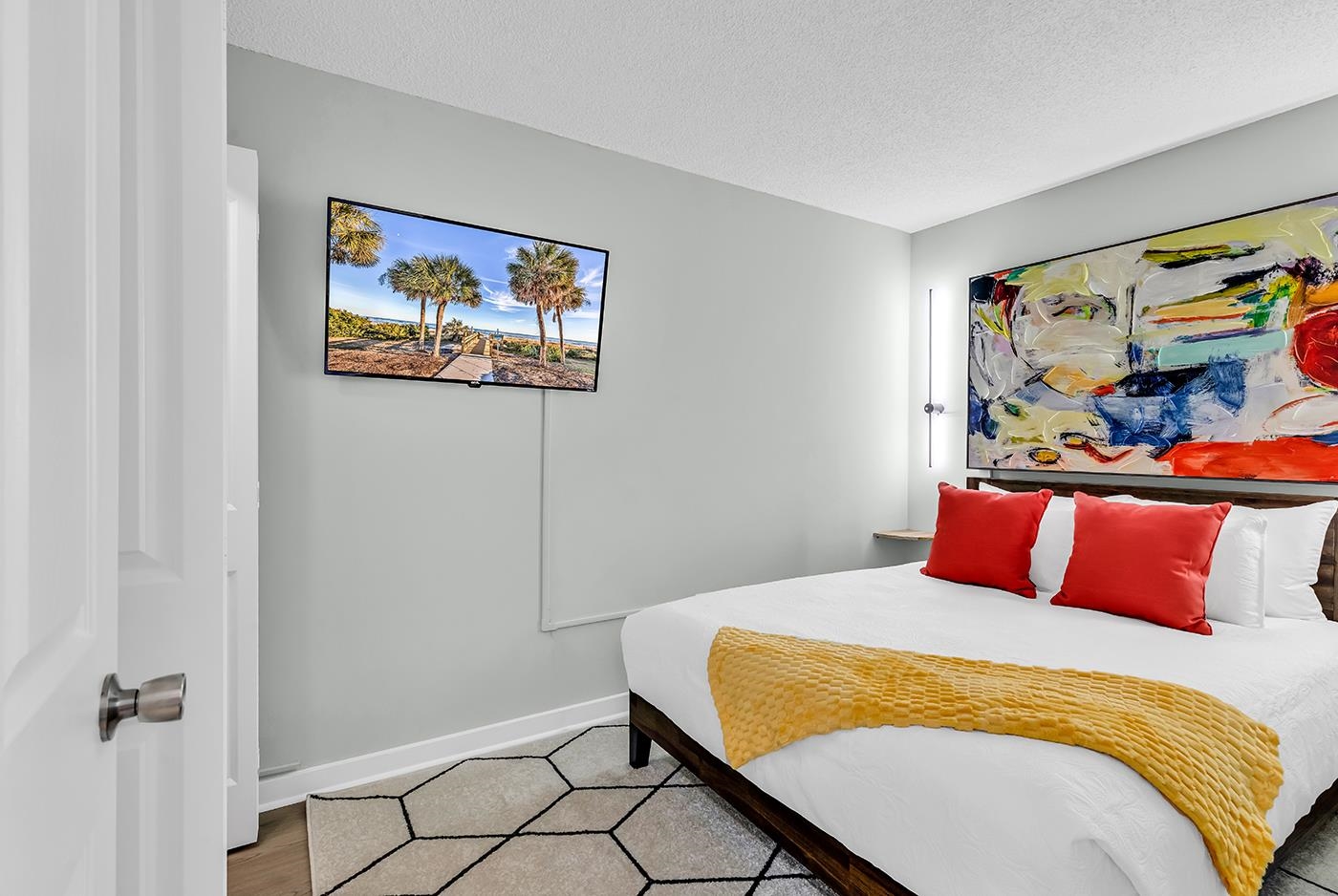 5905 South Kings Hwy. Unit: 235