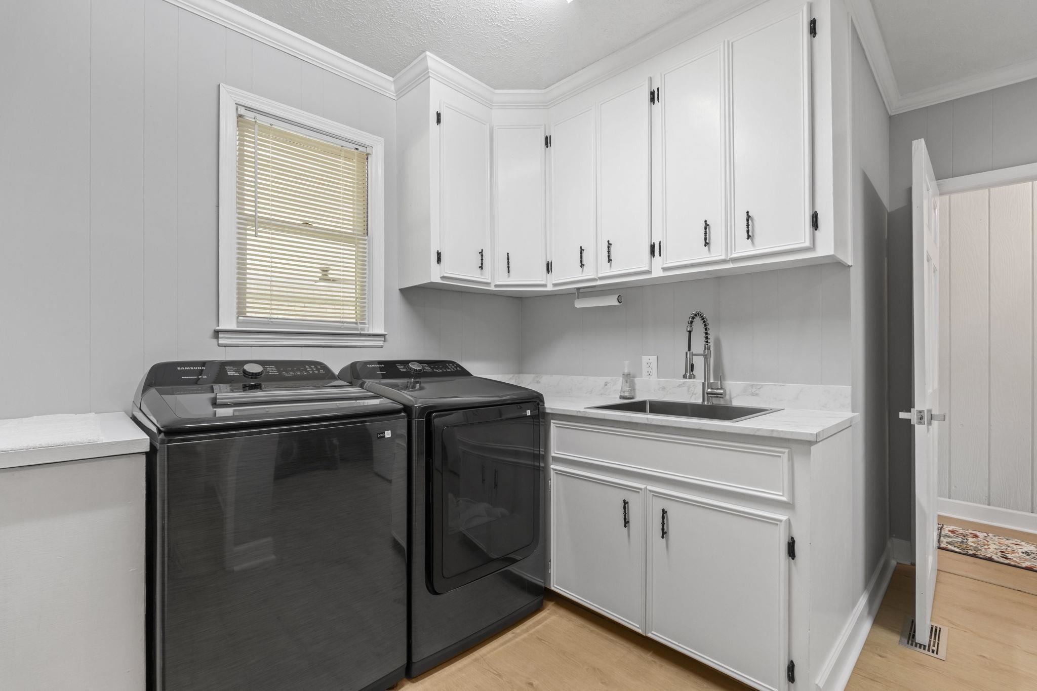 207 Glass Hill Dr.