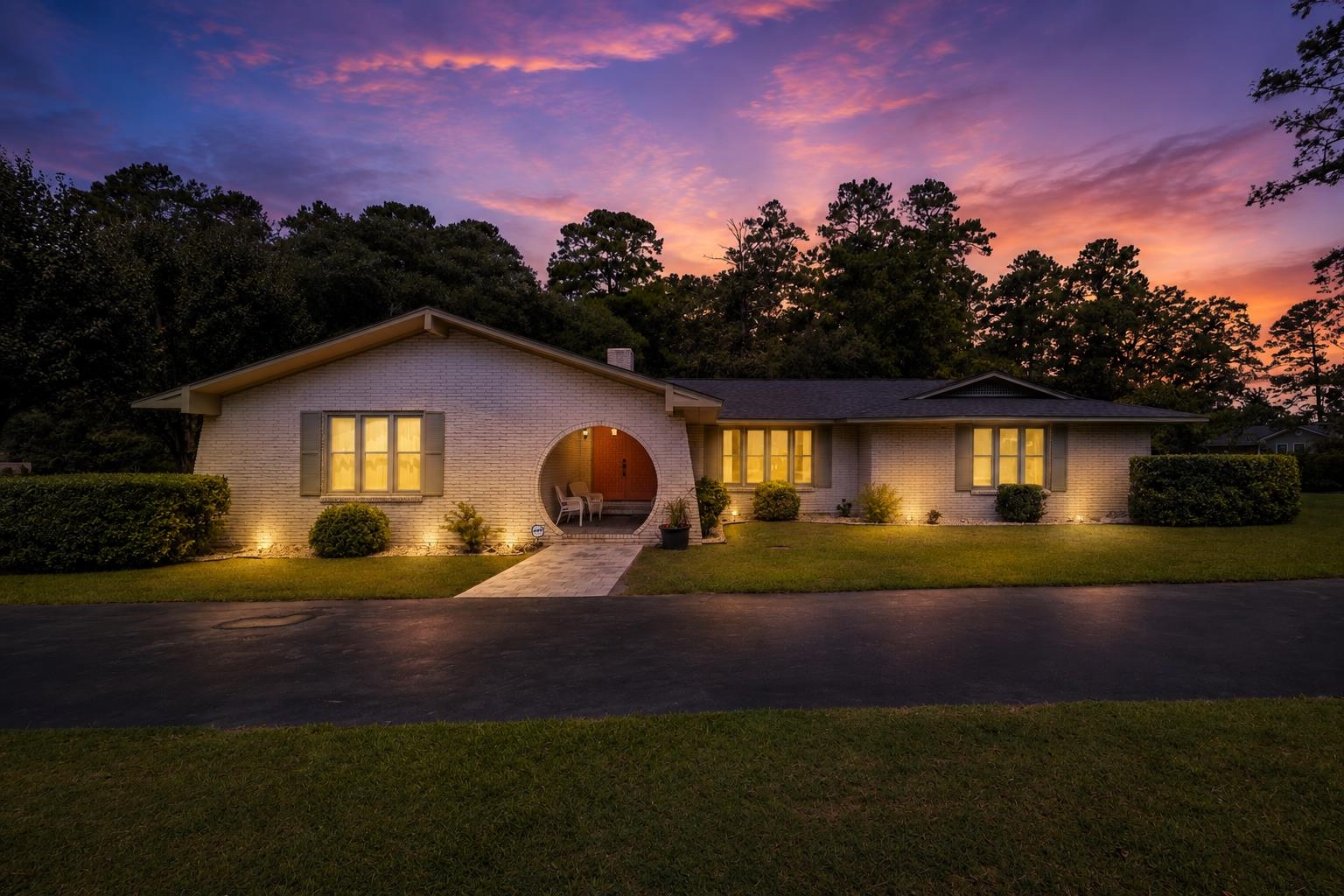 207 Glass Hill Dr.