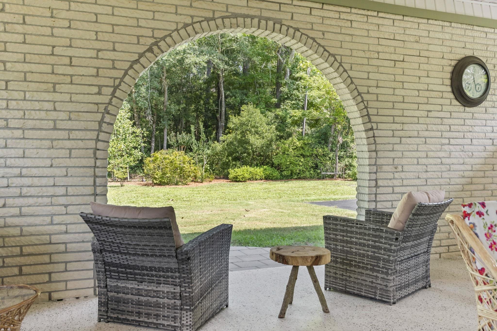 207 Glass Hill Dr.