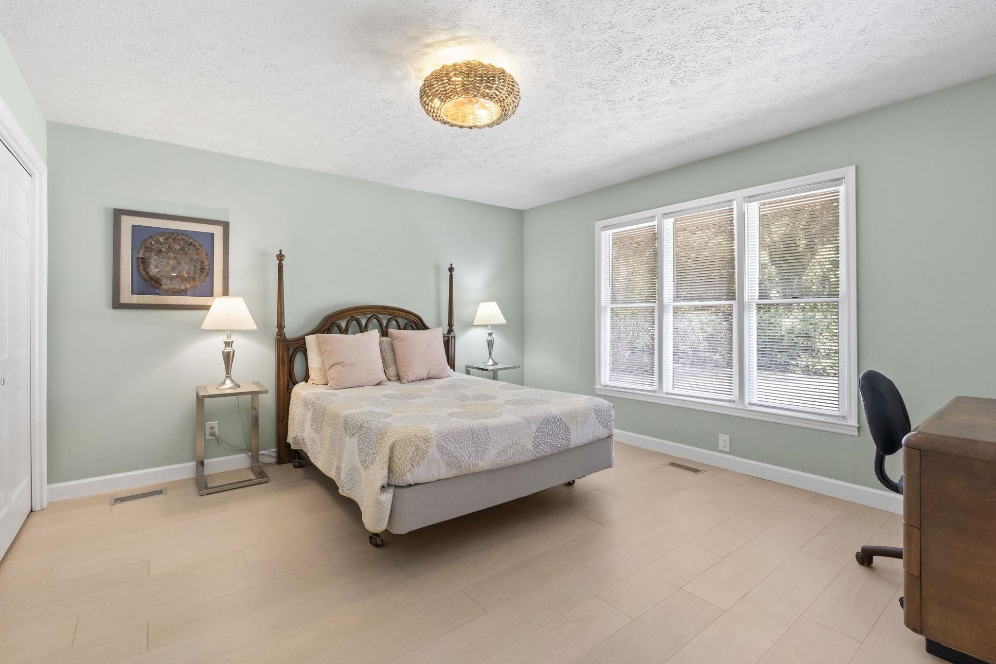 207 Glass Hill Dr.