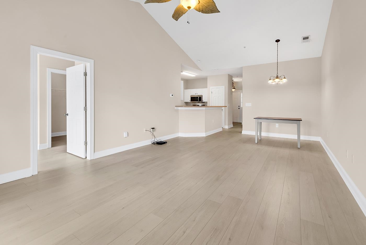5080 Windsor Green Way Unit: 302
