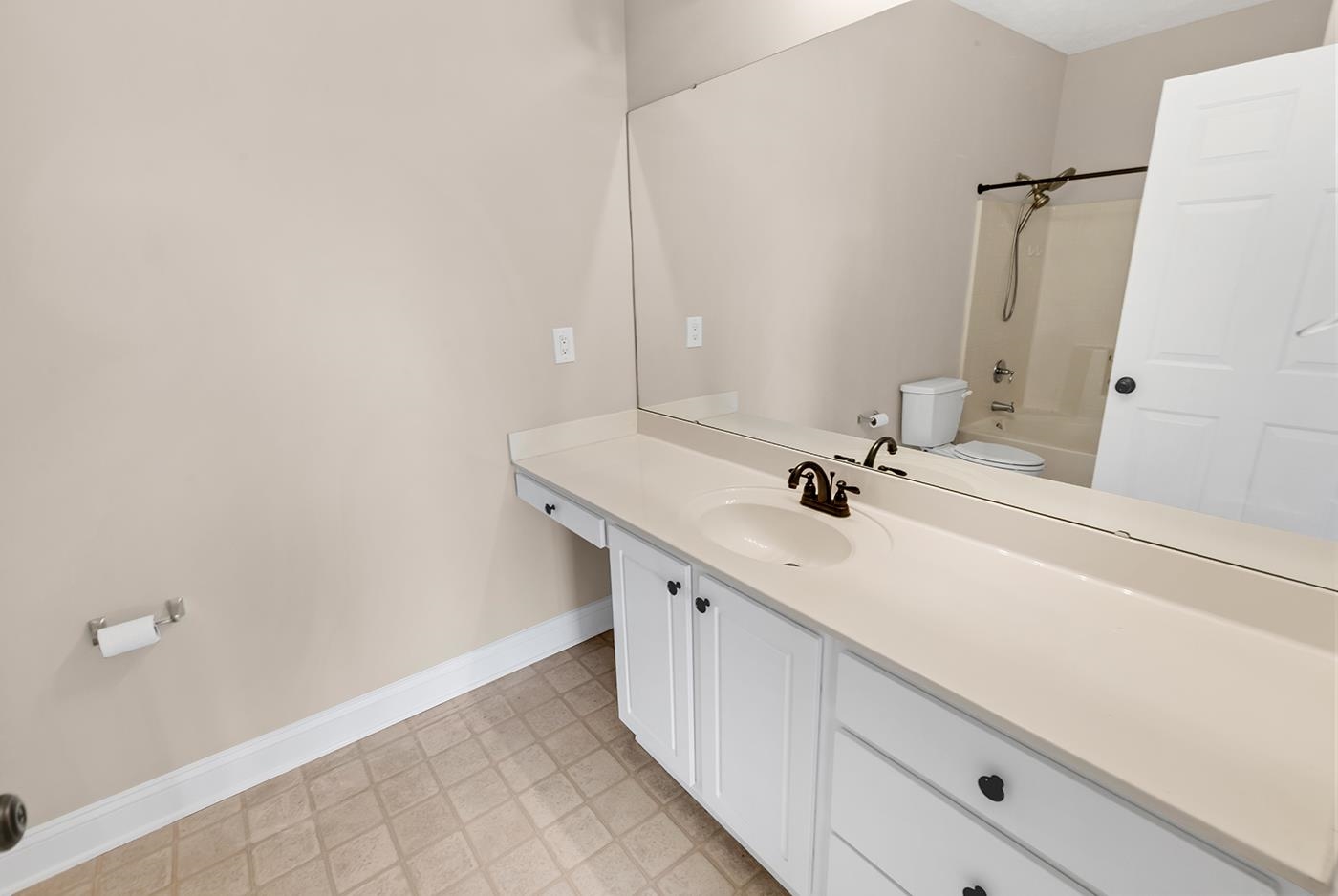 5080 Windsor Green Way Unit: 302