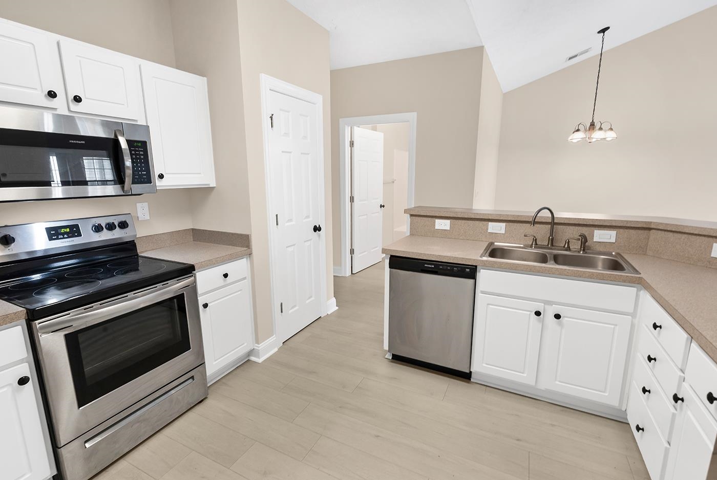 5080 Windsor Green Way Unit: 302