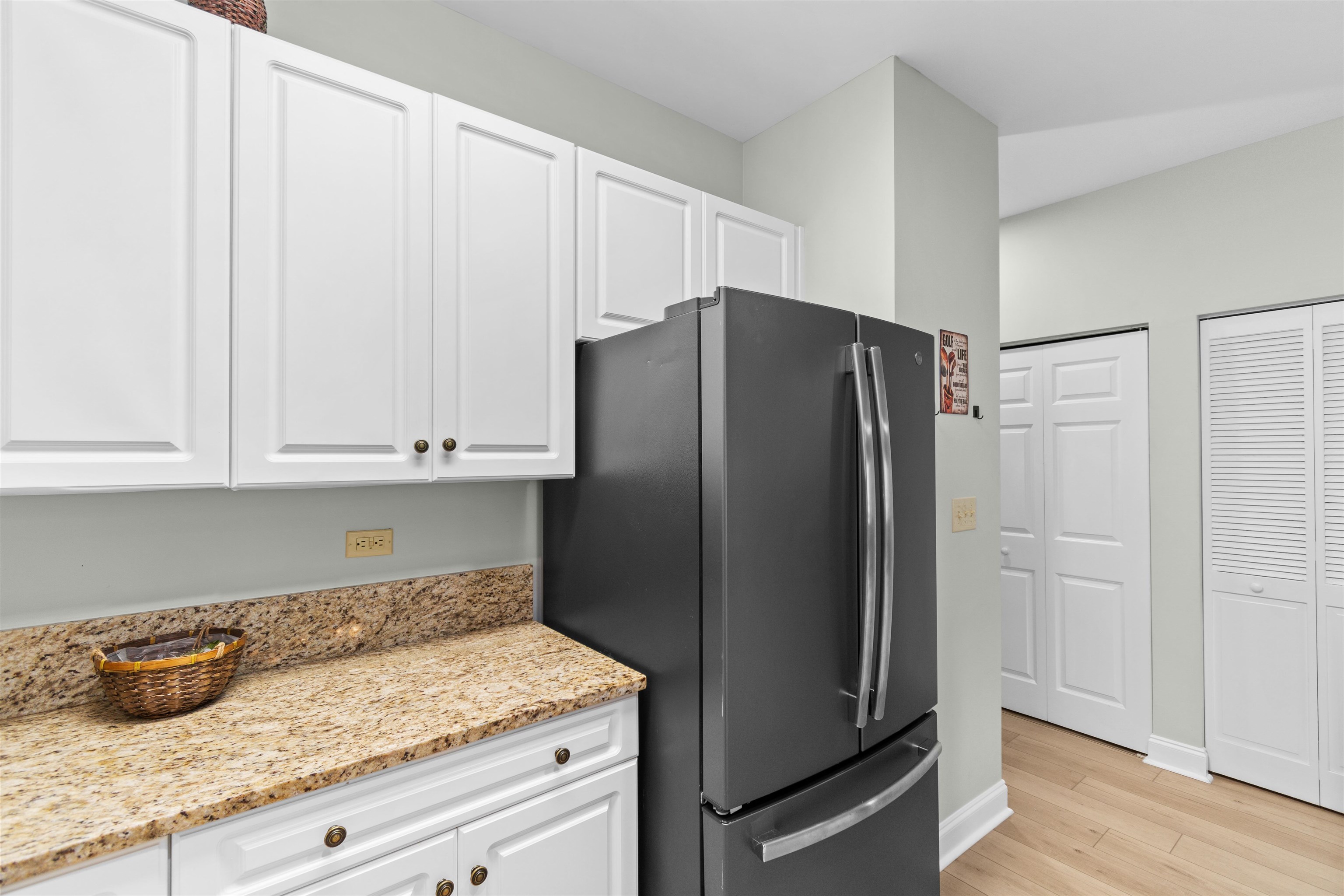 100 Cypress Point Ct. Unit: 205