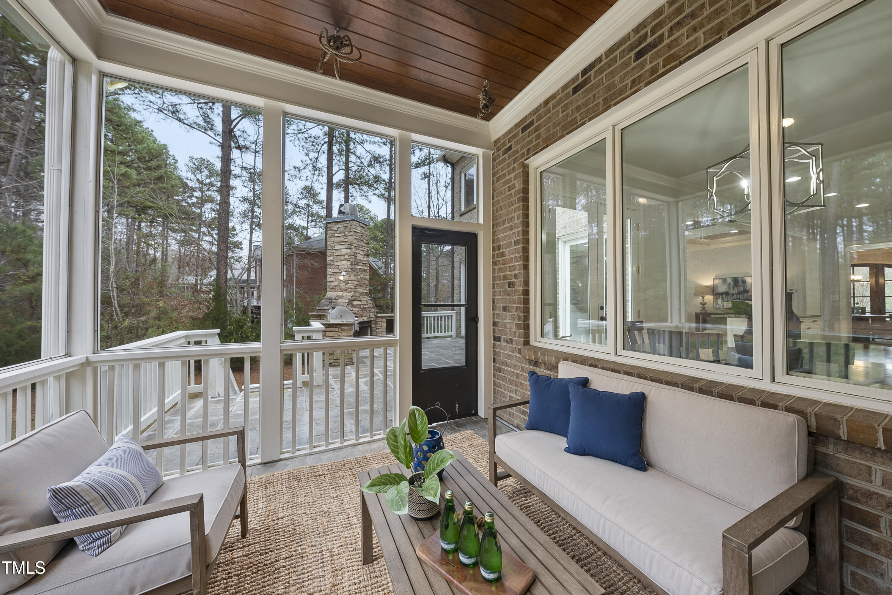 1201 Enderbury Drive
