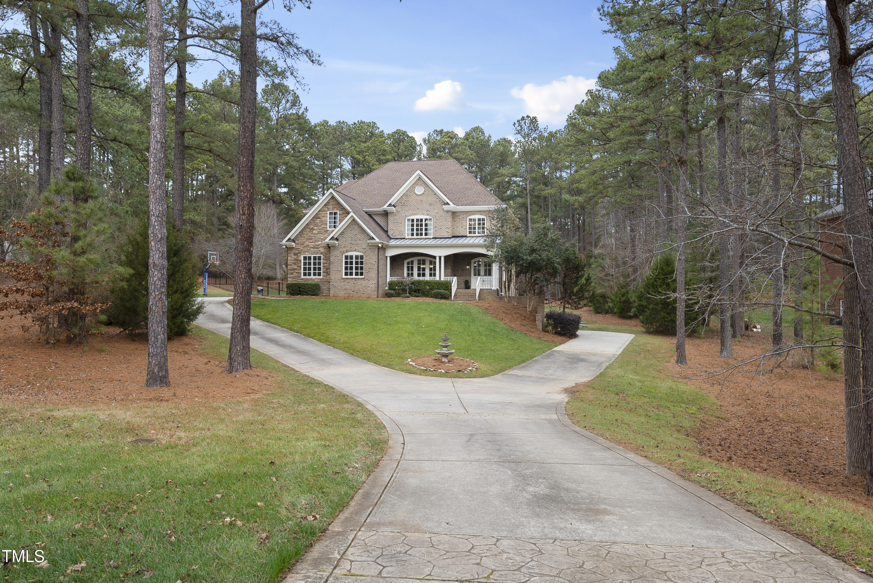 1201 Enderbury Drive