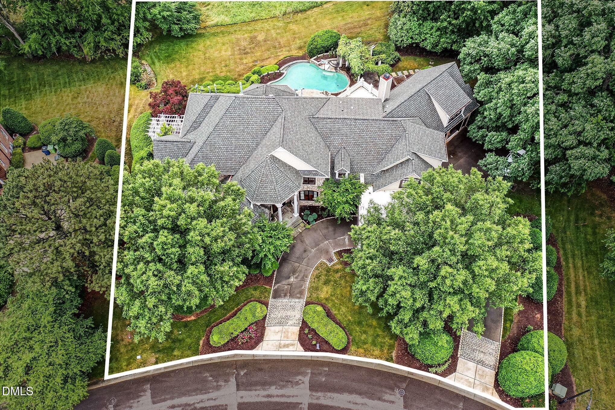 2317 Victoria Park Lane