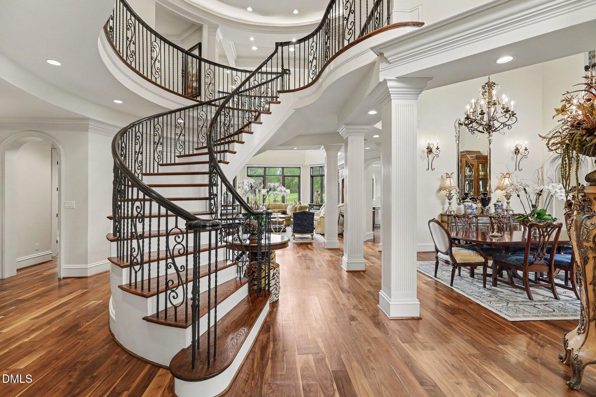 2317 Victoria Park Lane