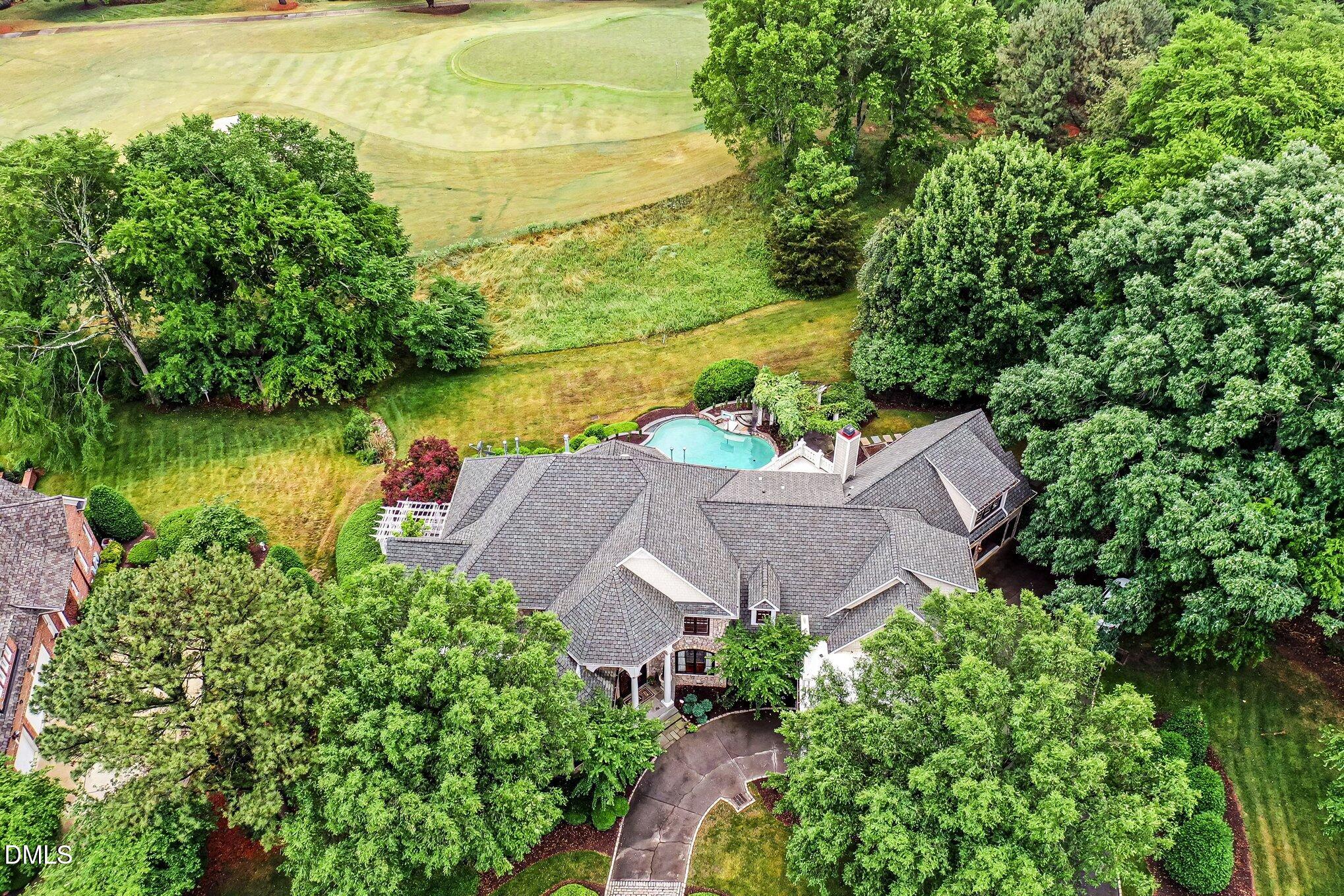2317 Victoria Park Lane