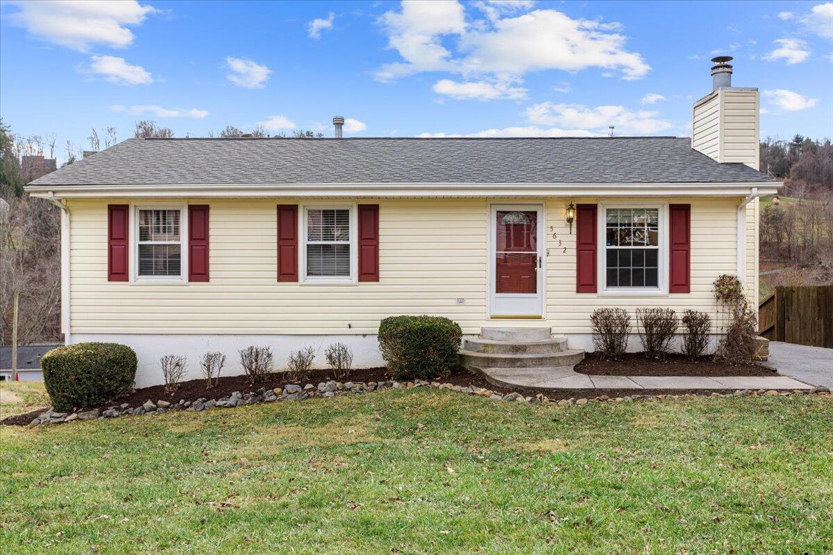 5632 Green Meadow RD