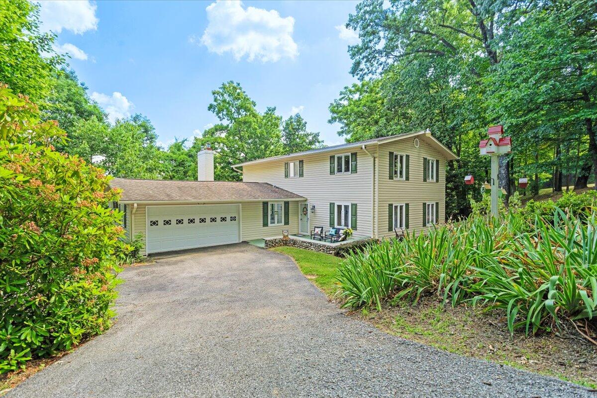 6265 Smokey Ridge RD