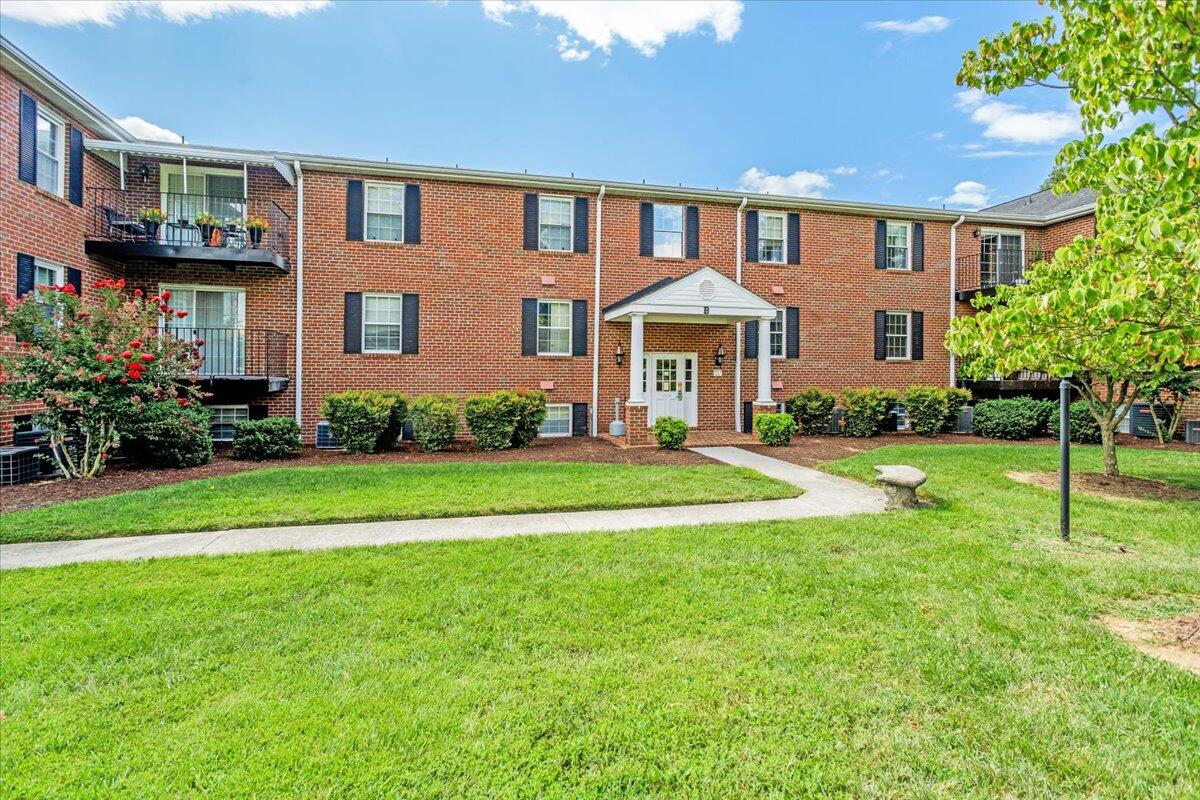 3531 Peters Creek RD