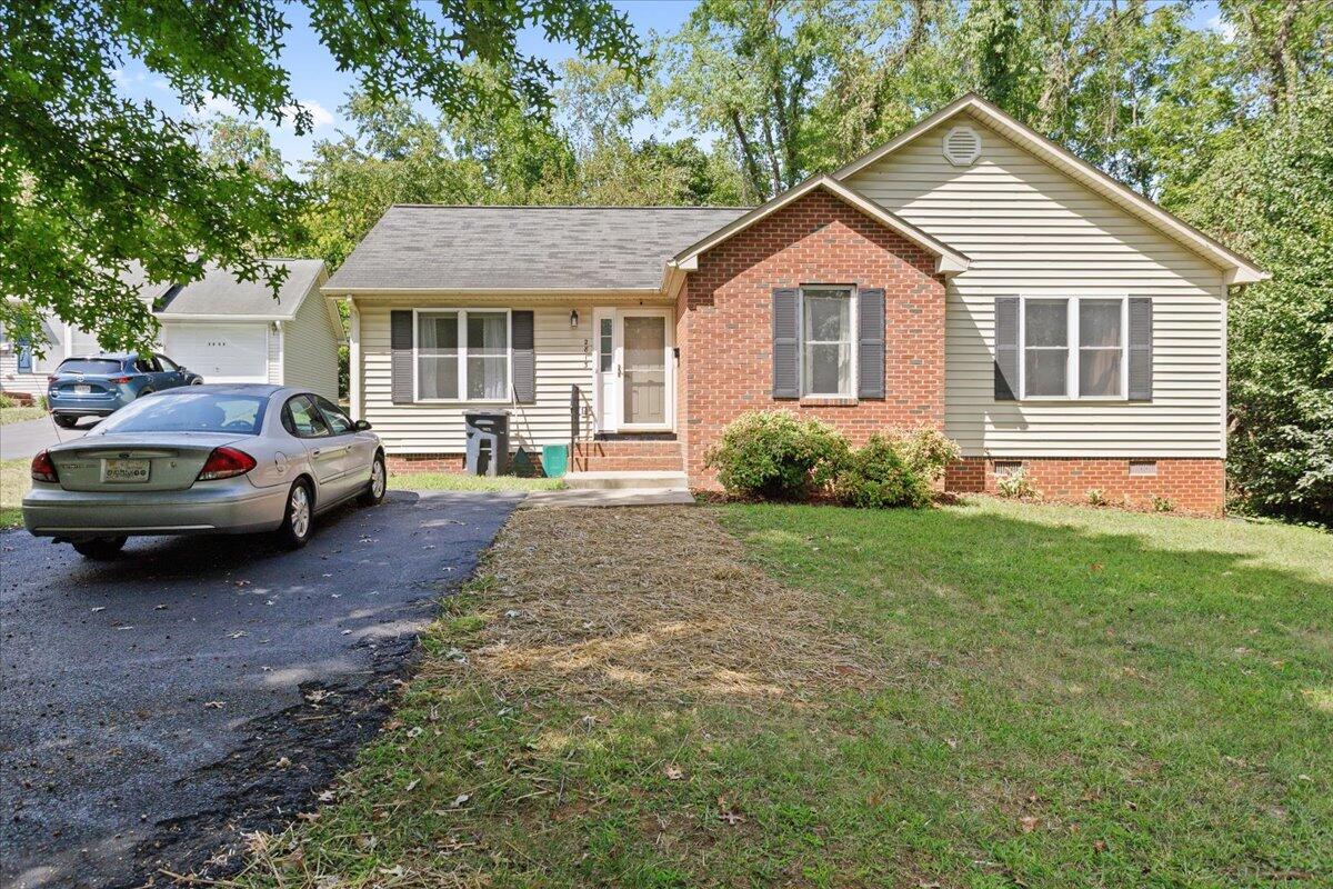 2813 Aspen Grove CT NW