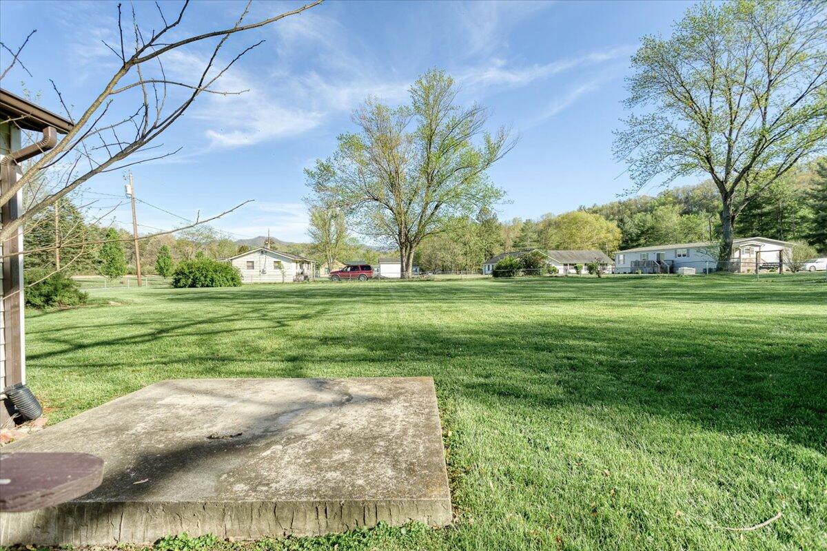 23645 Botetourt RD
