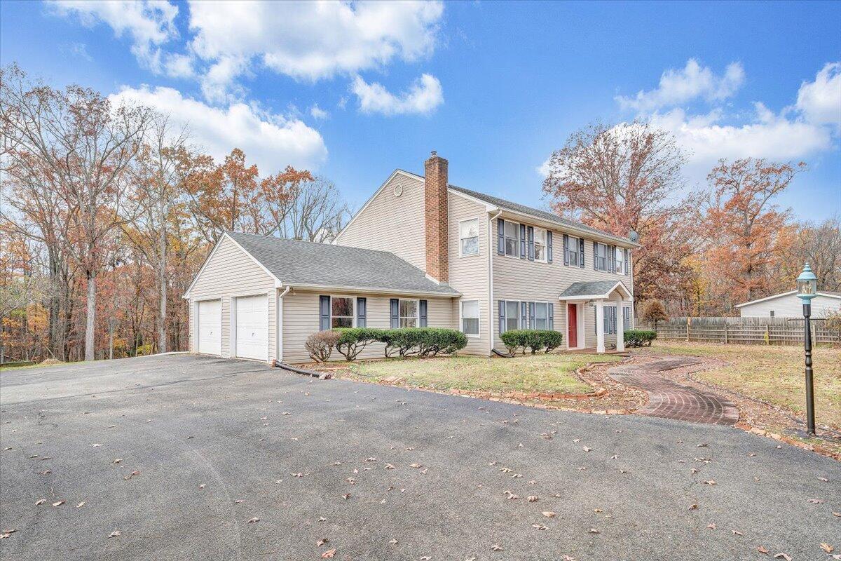 34 Foxfire RD