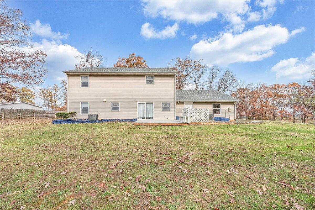 34 Foxfire RD