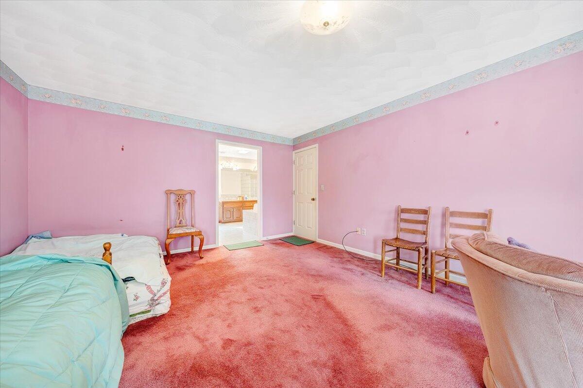 34 Foxfire RD