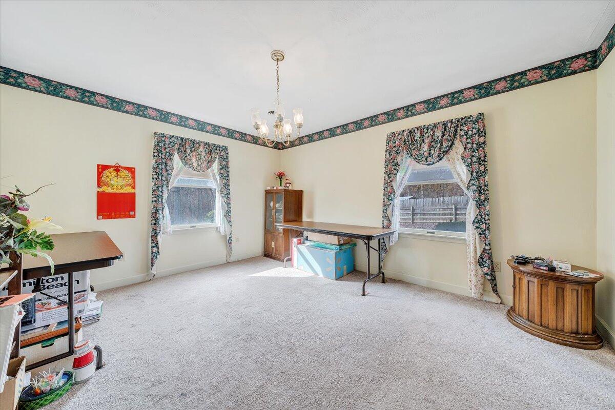 34 Foxfire RD