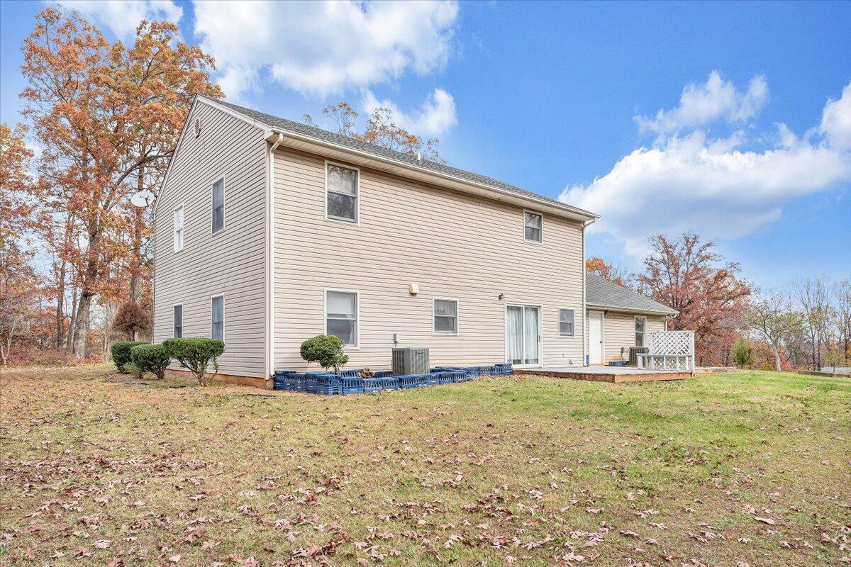 34 Foxfire RD