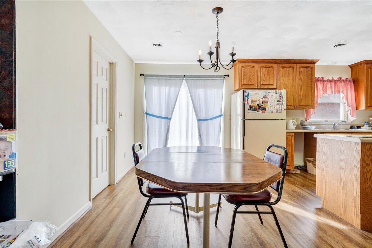 34 Foxfire RD