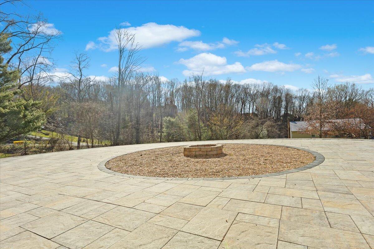 4339 Denbeigh CIR