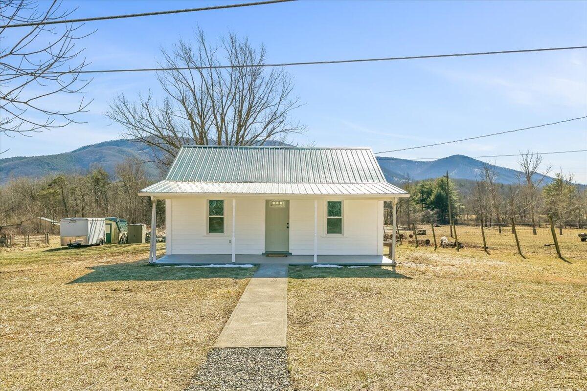 3880 Old Catawba RD