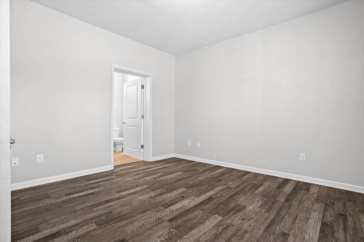 877 Sweetbriar LN