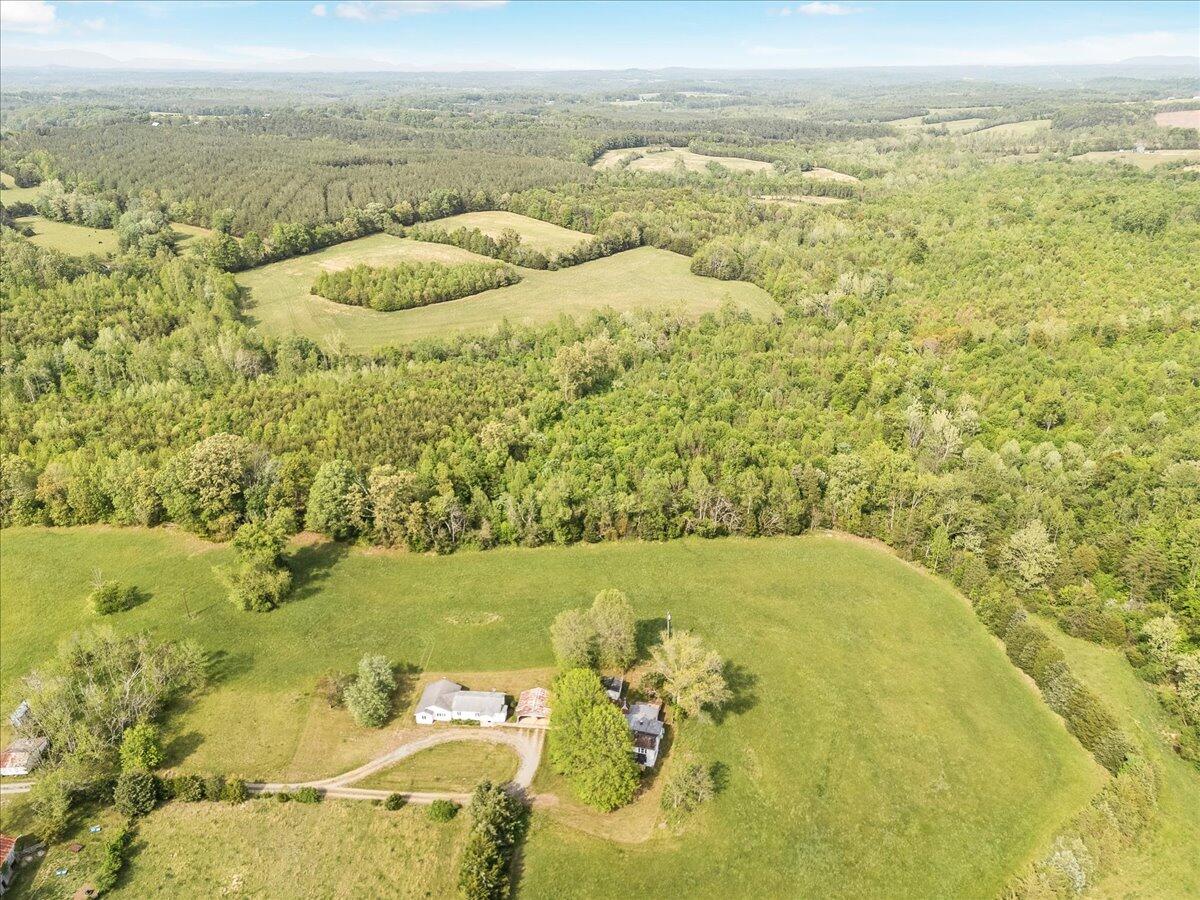 5328 White House RD