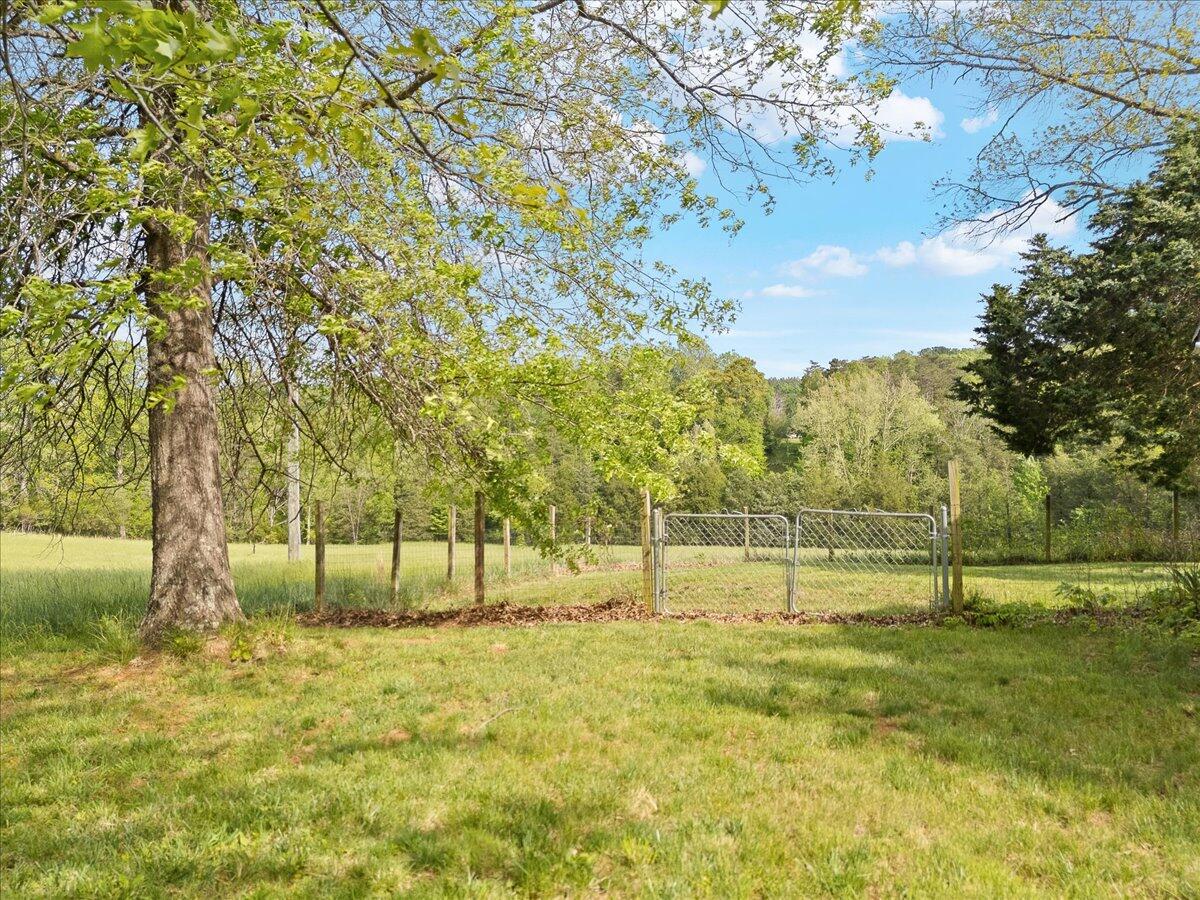 5328 White House RD