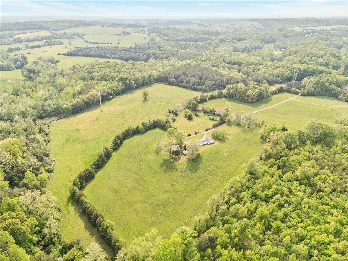 5328 White House RD