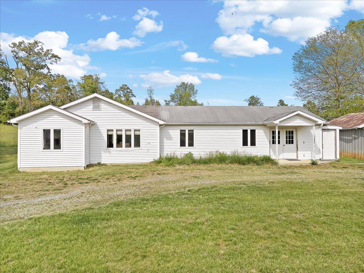 5328 White House RD