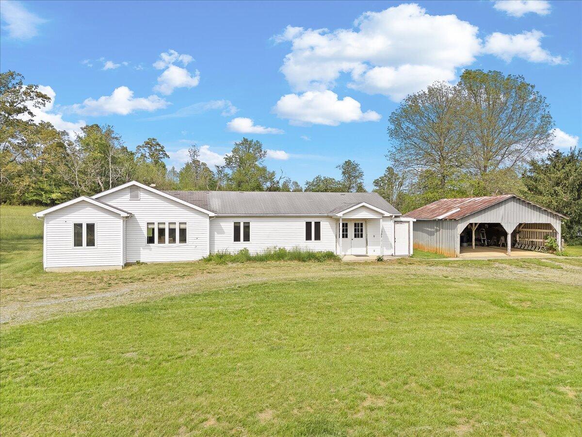 5328 White House RD