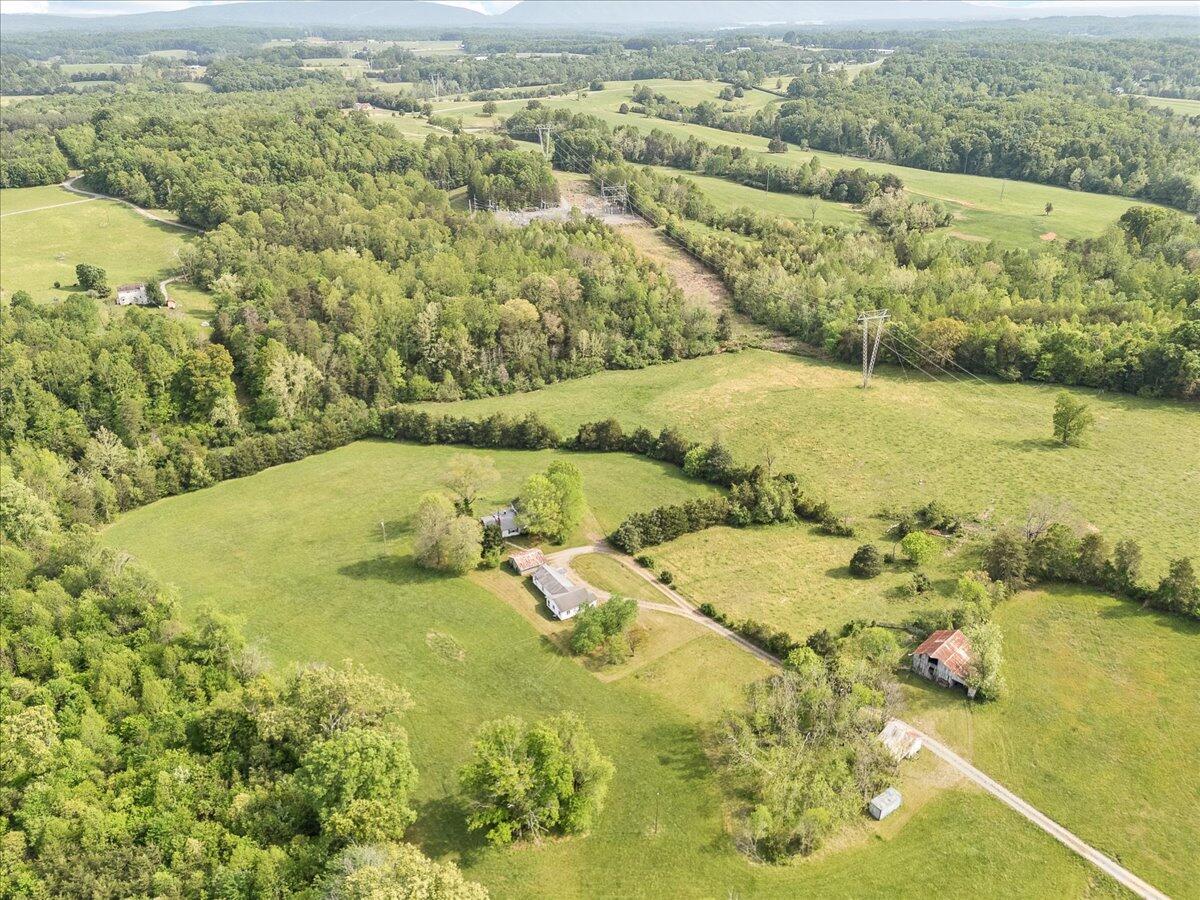 5328 White House RD