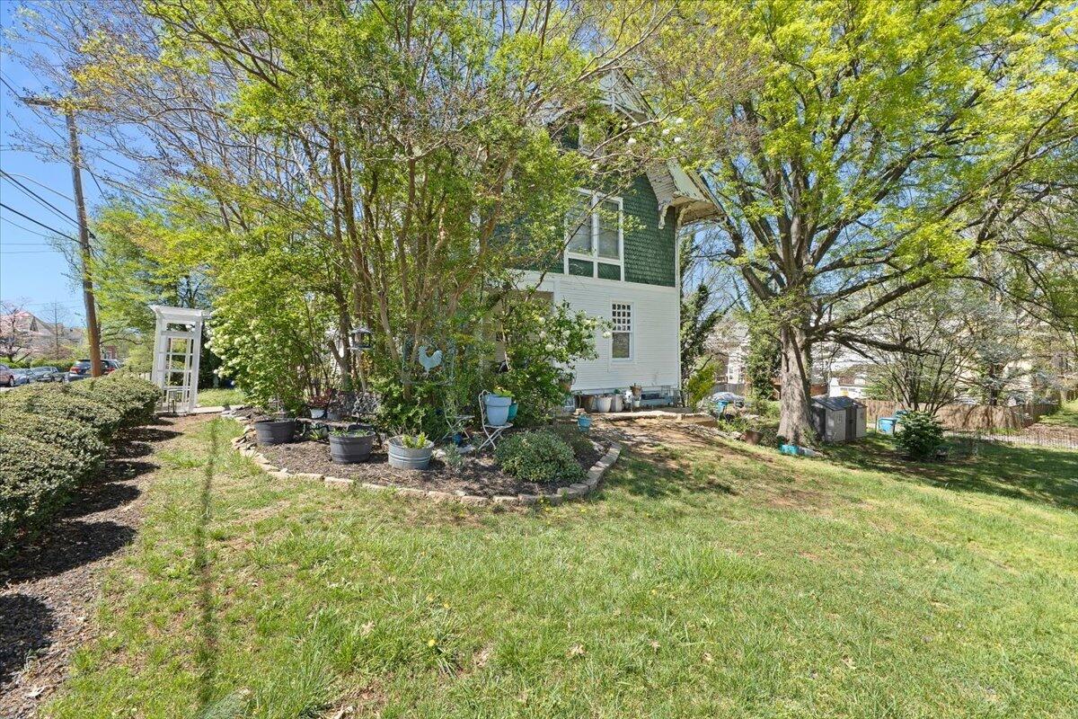367 Albemarle AVE SW