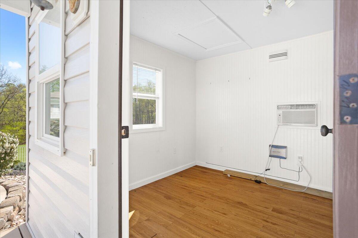 143 Gillie LN
