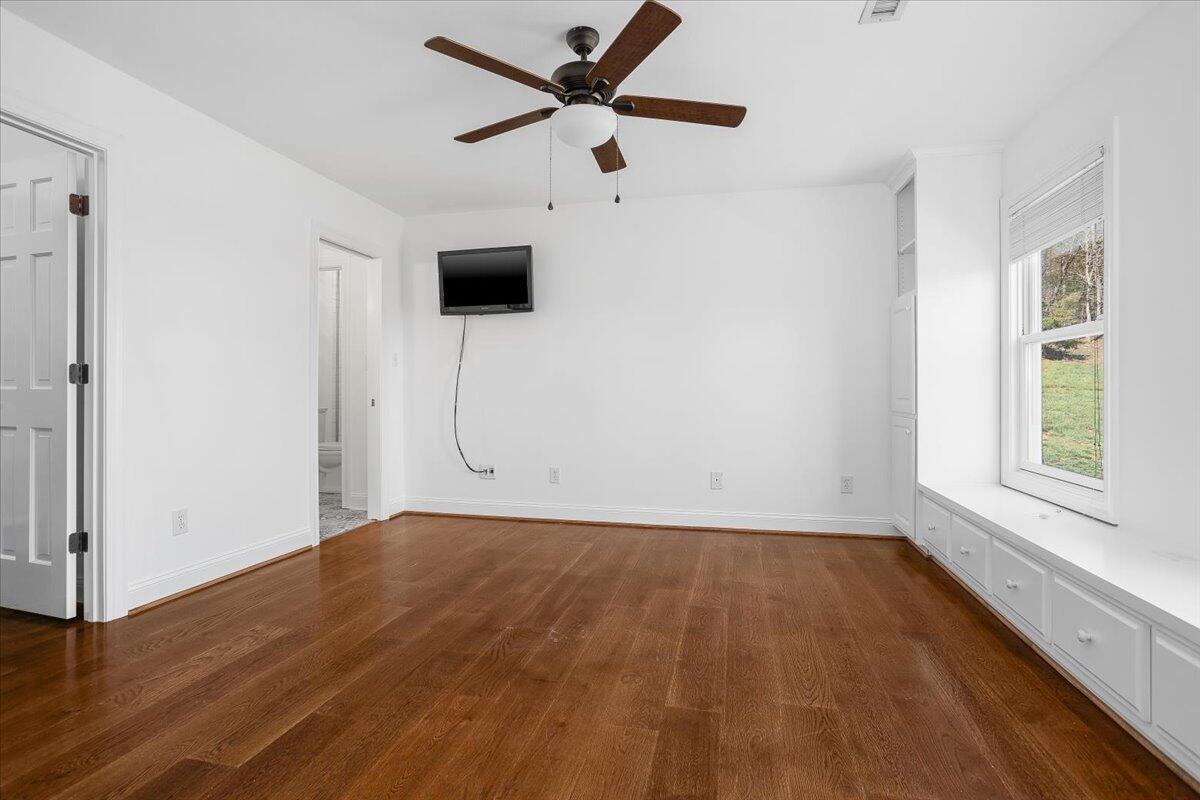 143 Gillie LN