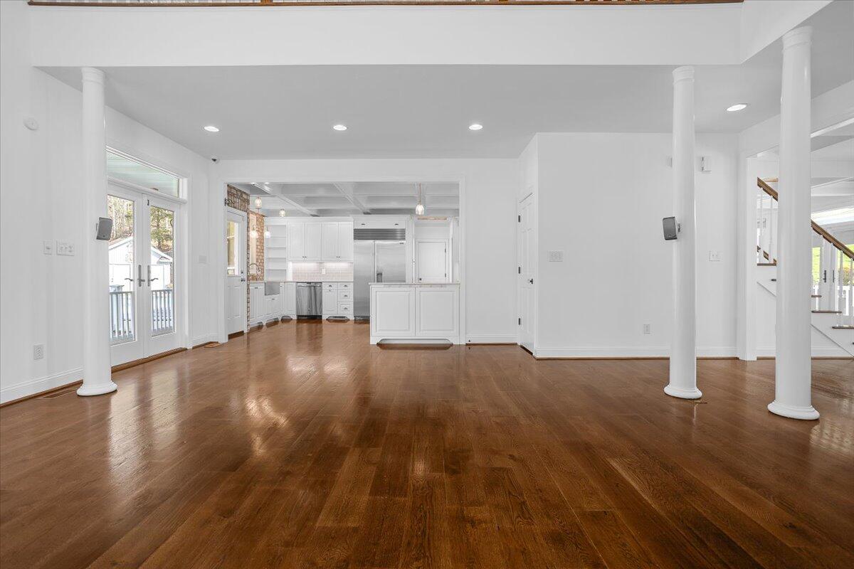 143 Gillie LN