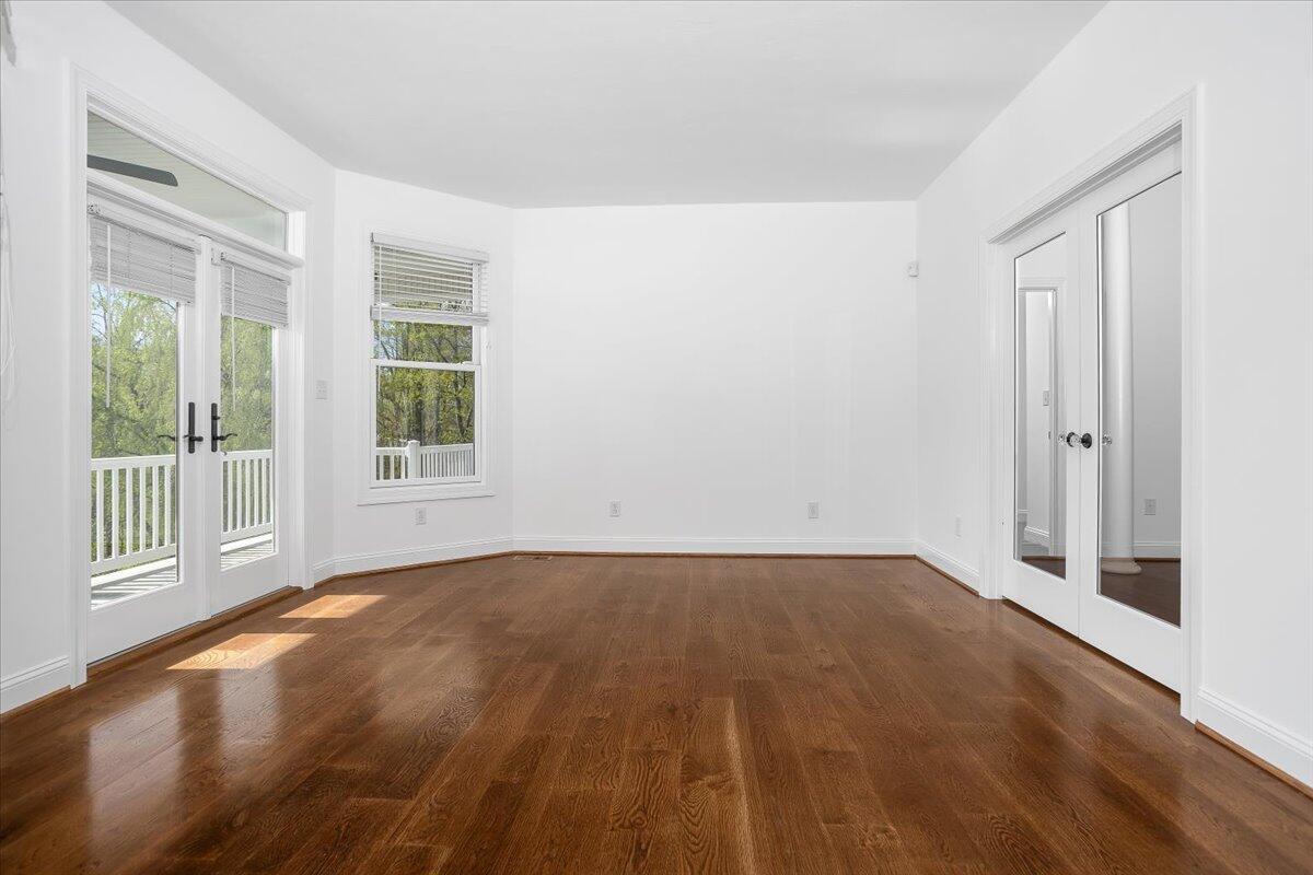 143 Gillie LN