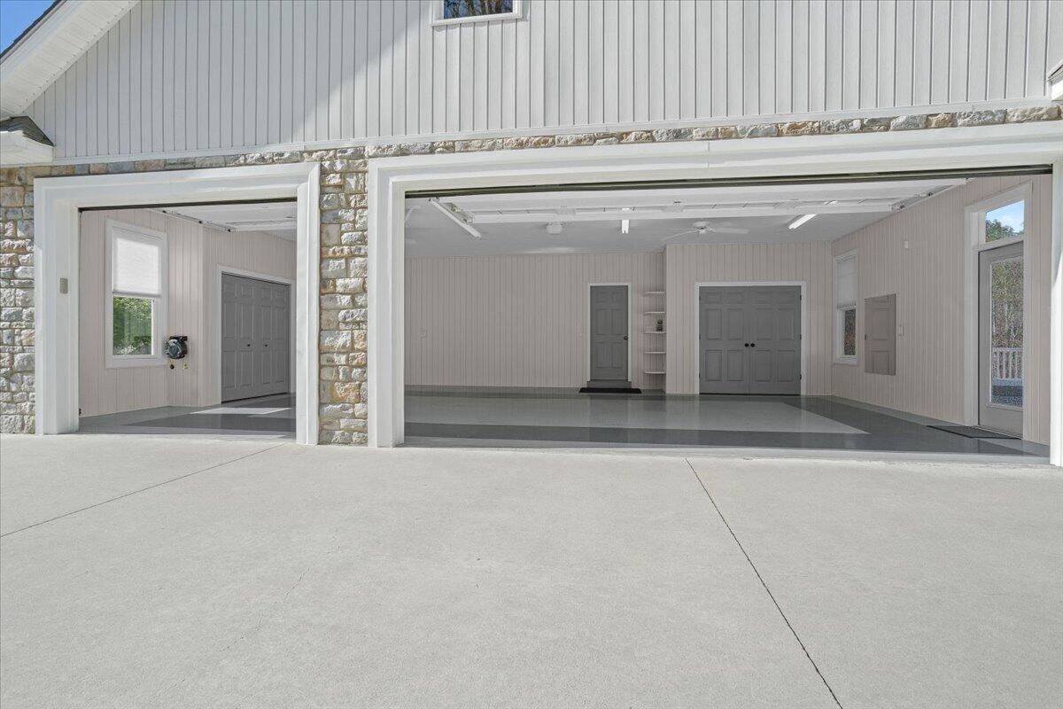 143 Gillie LN