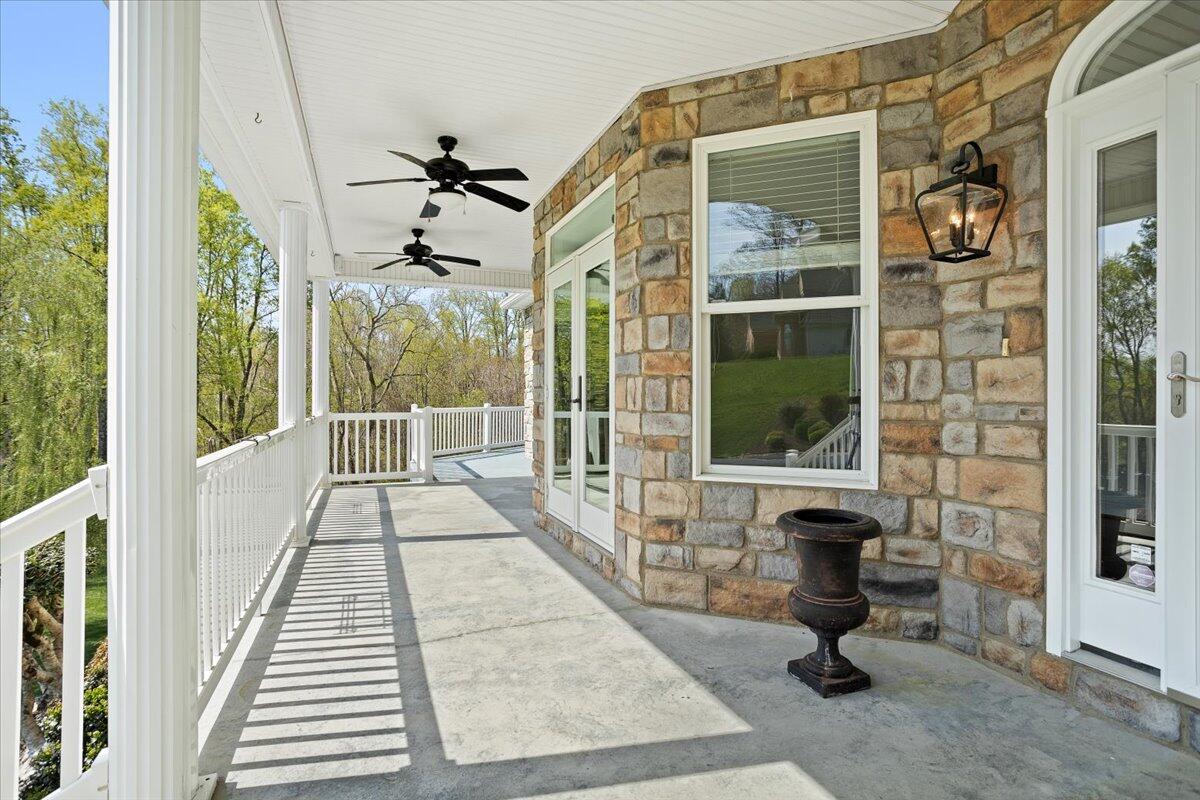 143 Gillie LN