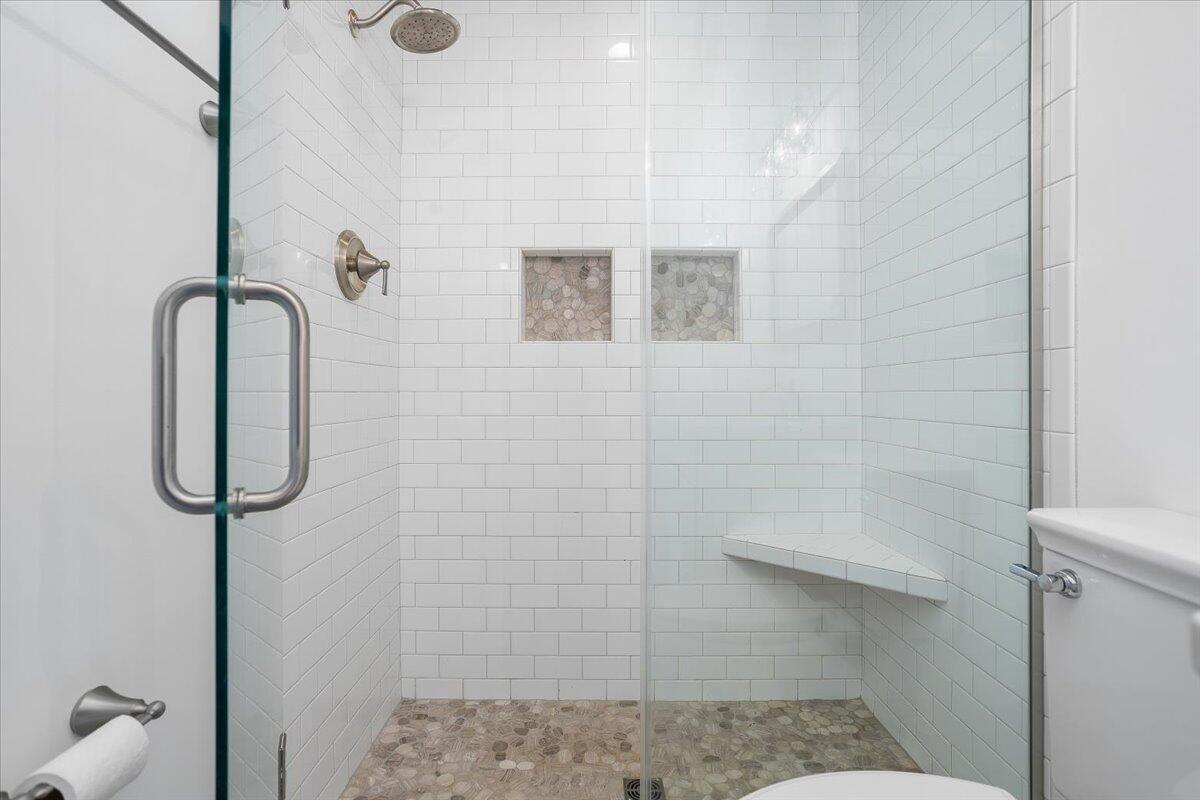 143 Gillie LN