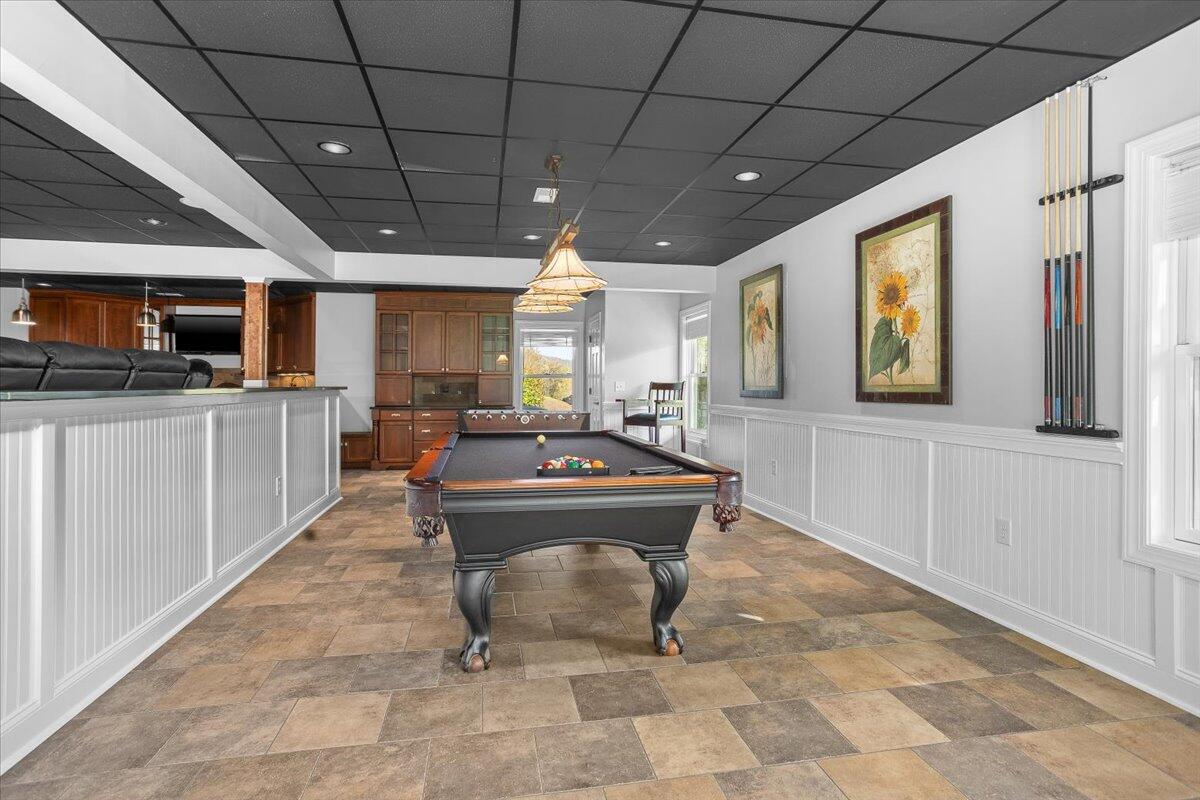 143 Gillie LN