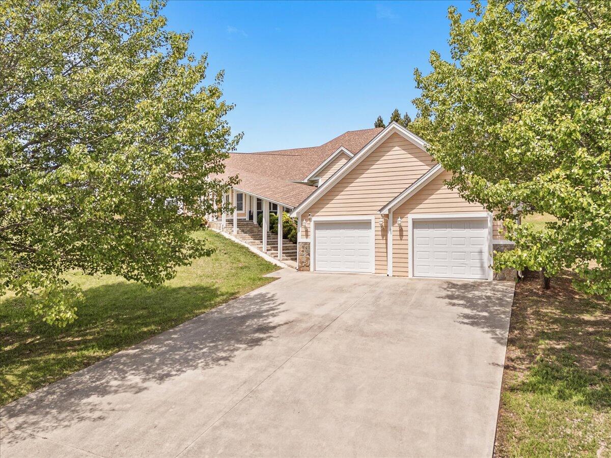 537 Calypso RD