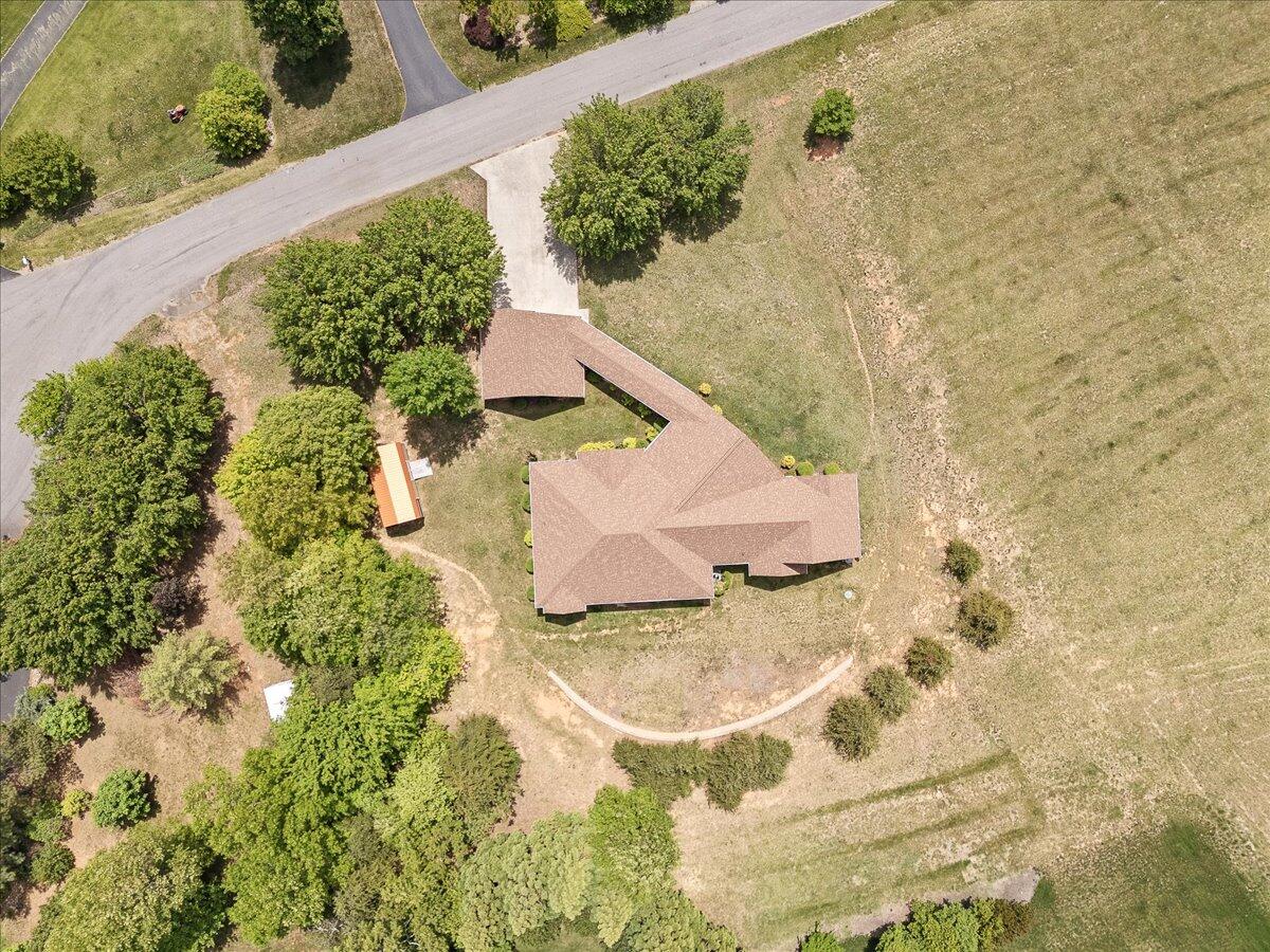 537 Calypso RD