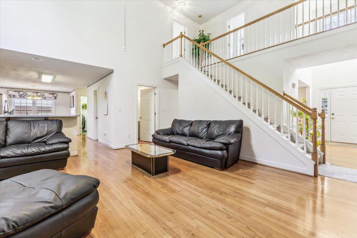 4816 Hickory Hill DR