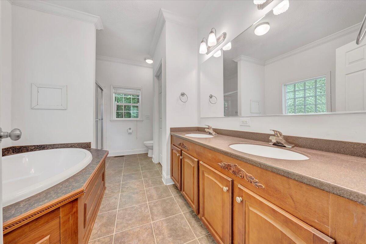 5995 Twine Hallow RD