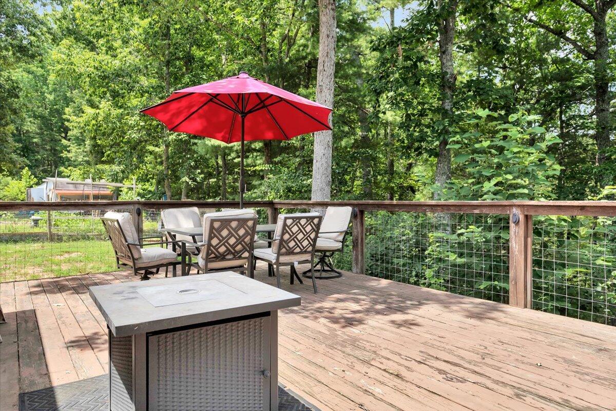 1059 Stonewall RD
